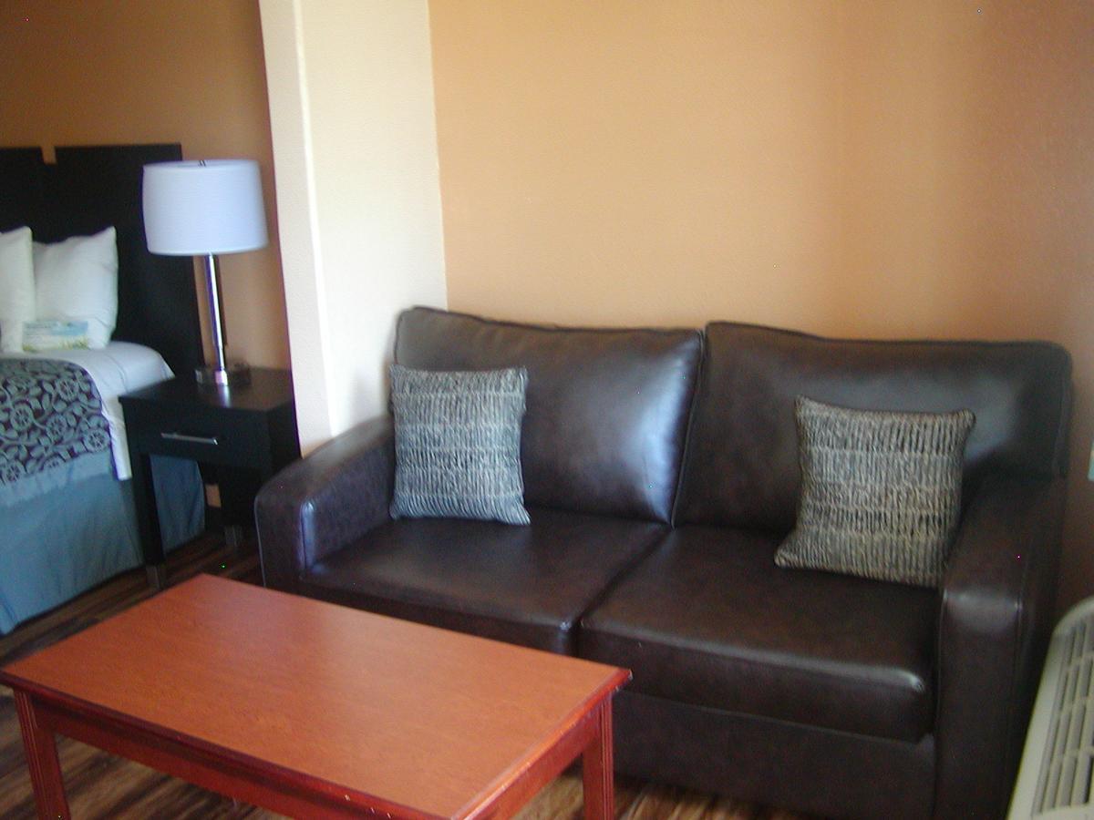 Days Inn By Wyndham Marietta White Water Екстериор снимка